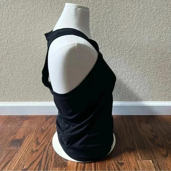 ATHLETA Momentum Seamless Tank Top Women’s Size Medium Black #530501 $59 Active - Picture 5 of 15